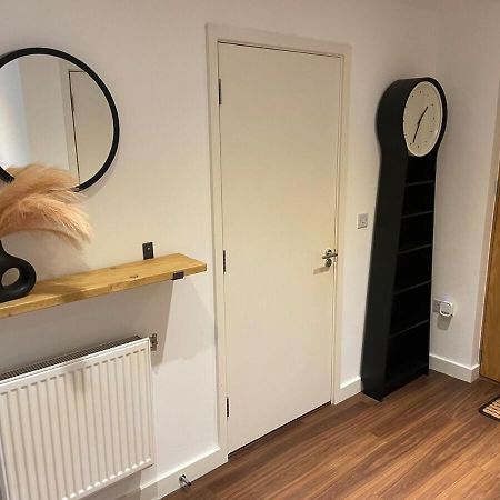 Superior Cambridge 2 Bed Apartment Inc King Bed Trumpington Exteriör bild