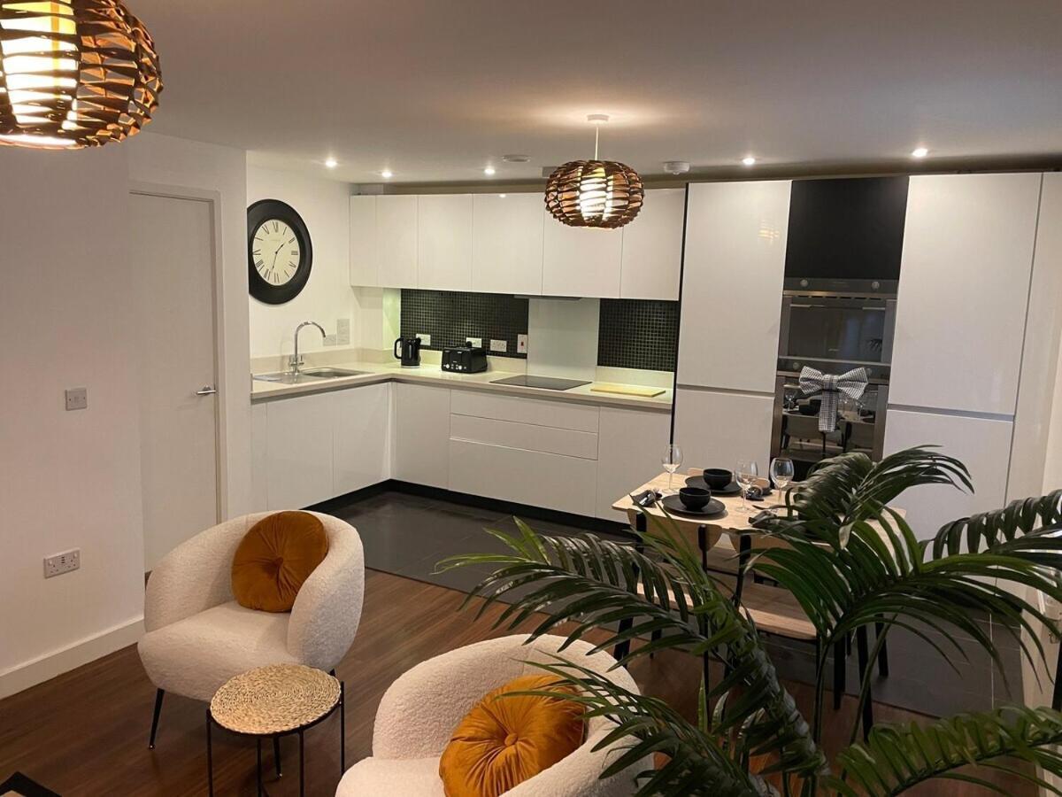 Superior Cambridge 2 Bed Apartment Inc King Bed Trumpington Exteriör bild