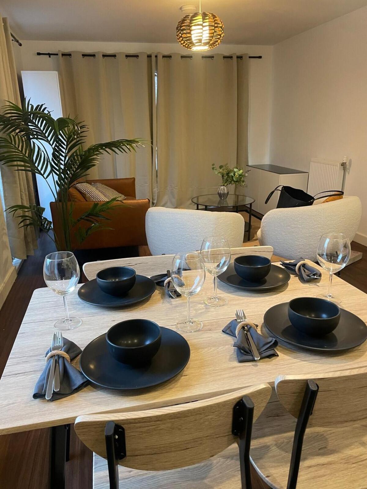 Superior Cambridge 2 Bed Apartment Inc King Bed Trumpington Exteriör bild