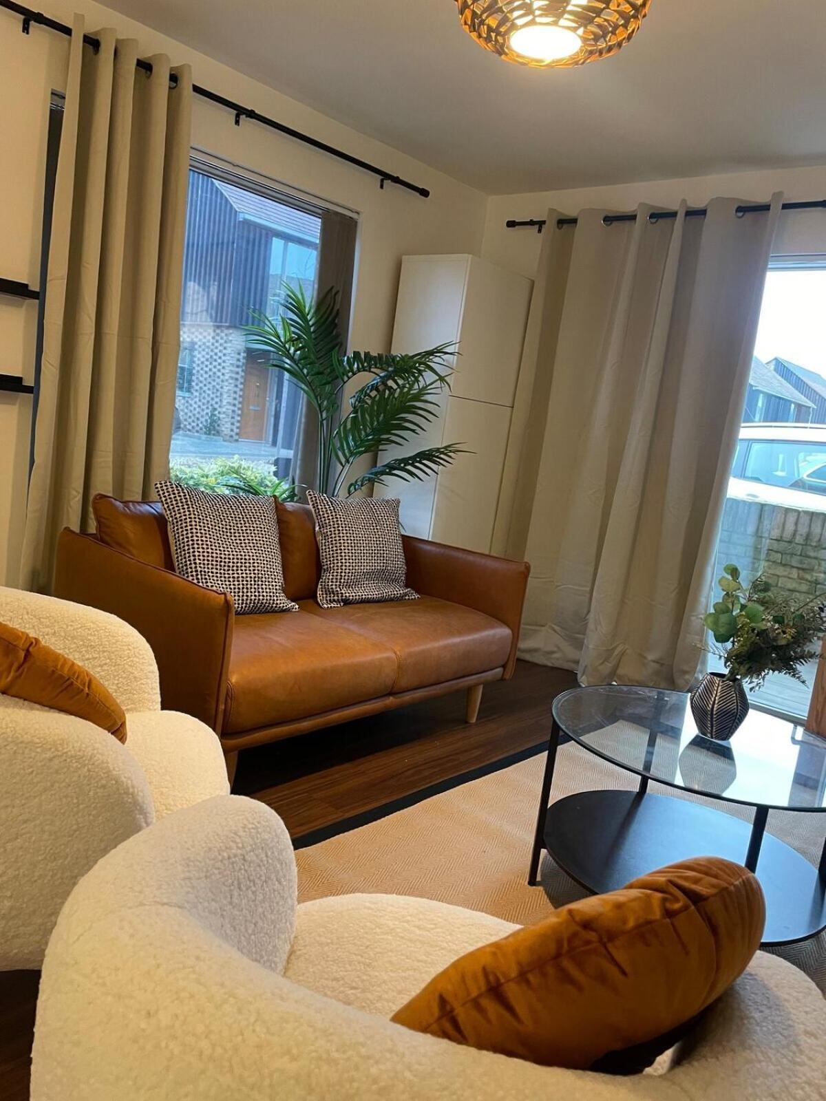 Superior Cambridge 2 Bed Apartment Inc King Bed Trumpington Exteriör bild